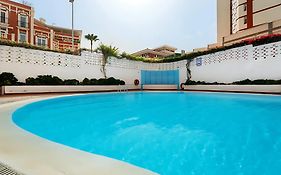 Elegancia Y Confort En Playa Jardin